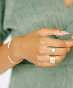Sara Patino Jewelry Deep Pearl Recycled Gold Ring 6 Sara Patino Jewelry Deep Pearl Recycled Gold Ring