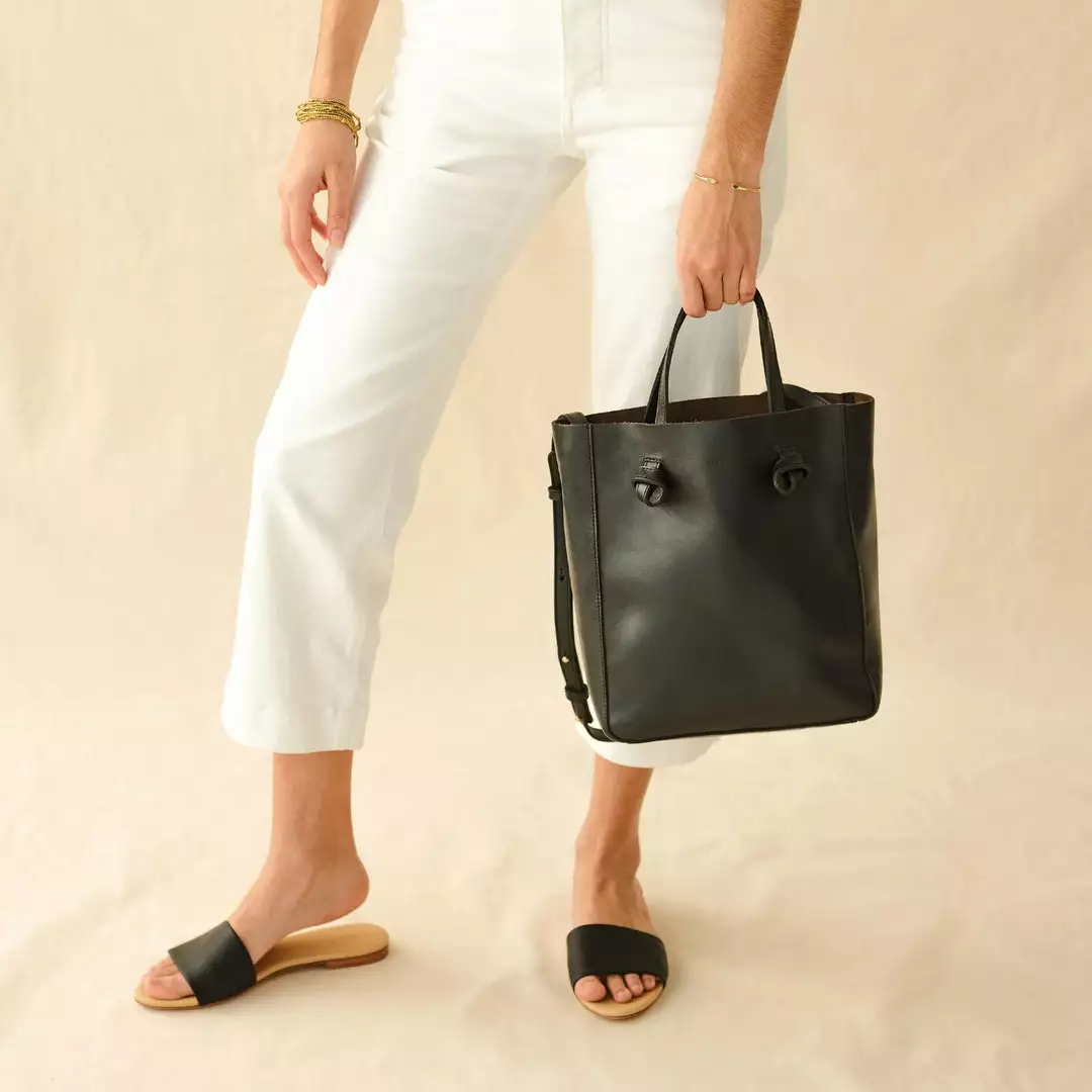 Nisolo Simone Crossbody Shopper Staff Favorites 2 Nisolo Simone Crossbody Shopper Staff Favorites