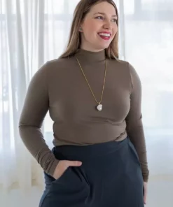 Mien Sol Mock Neck Long Sleeve Top