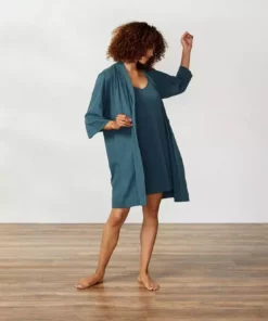 Coyuchi Solstice Short Robe