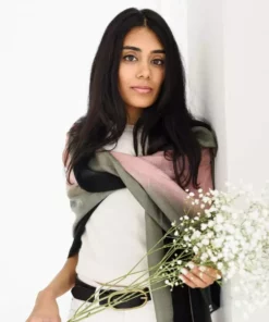 Studio Variously Umbra Kiwi Merino Scarf 19 Studio Variously Umbra Kiwi Merino Scarf