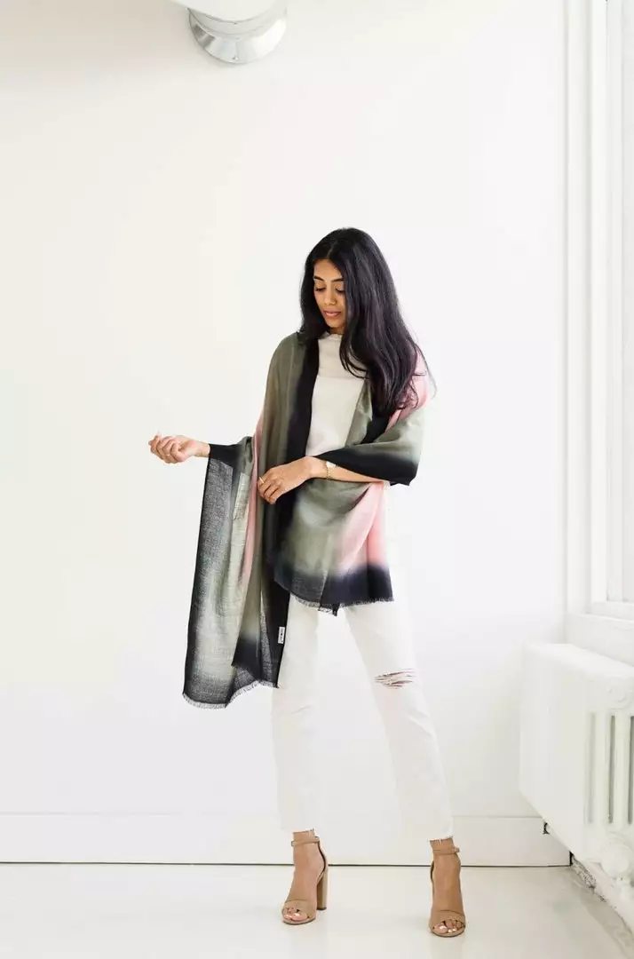 Studio Variously Umbra Kiwi Merino Scarf 9 Studio Variously Umbra Kiwi Merino Scarf