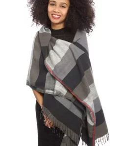 Swahili African Modern Home Goods New Moon Throw Blanket / Tablecloth