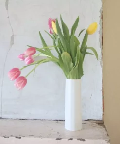 The Bright Angle Home Goods Bloom Porcelain Vase - Mica Black