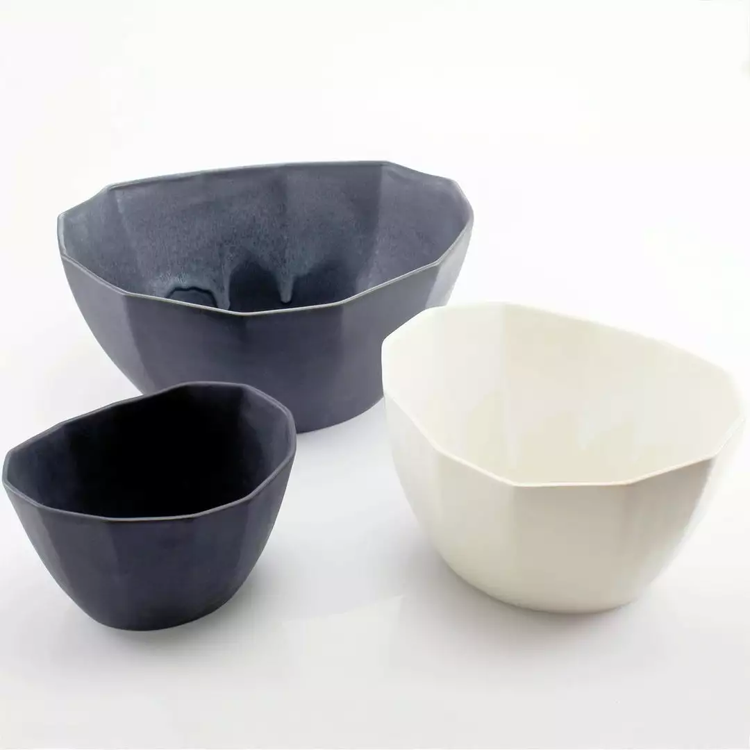 The Bright Angle Porcelain Nesting Bowl Set - Mica Black 5 The Bright Angle Porcelain Nesting Bowl Set - Mica Black