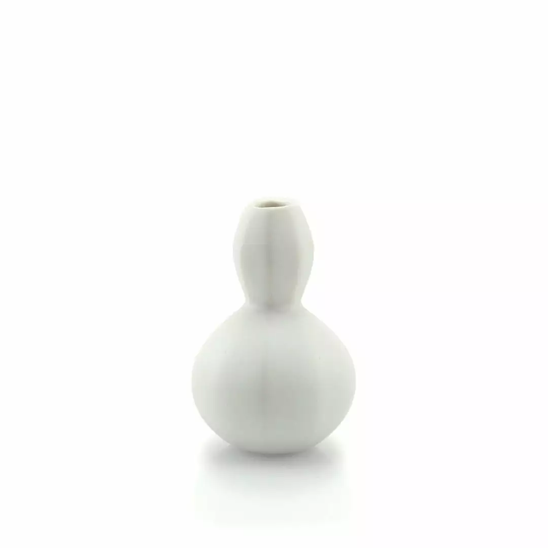 The Bright Angle Home Goods Sprout Bud Porcelain Vase - Silk White 1 The Bright Angle Home Goods Sprout Bud Porcelain Vase - Silk White