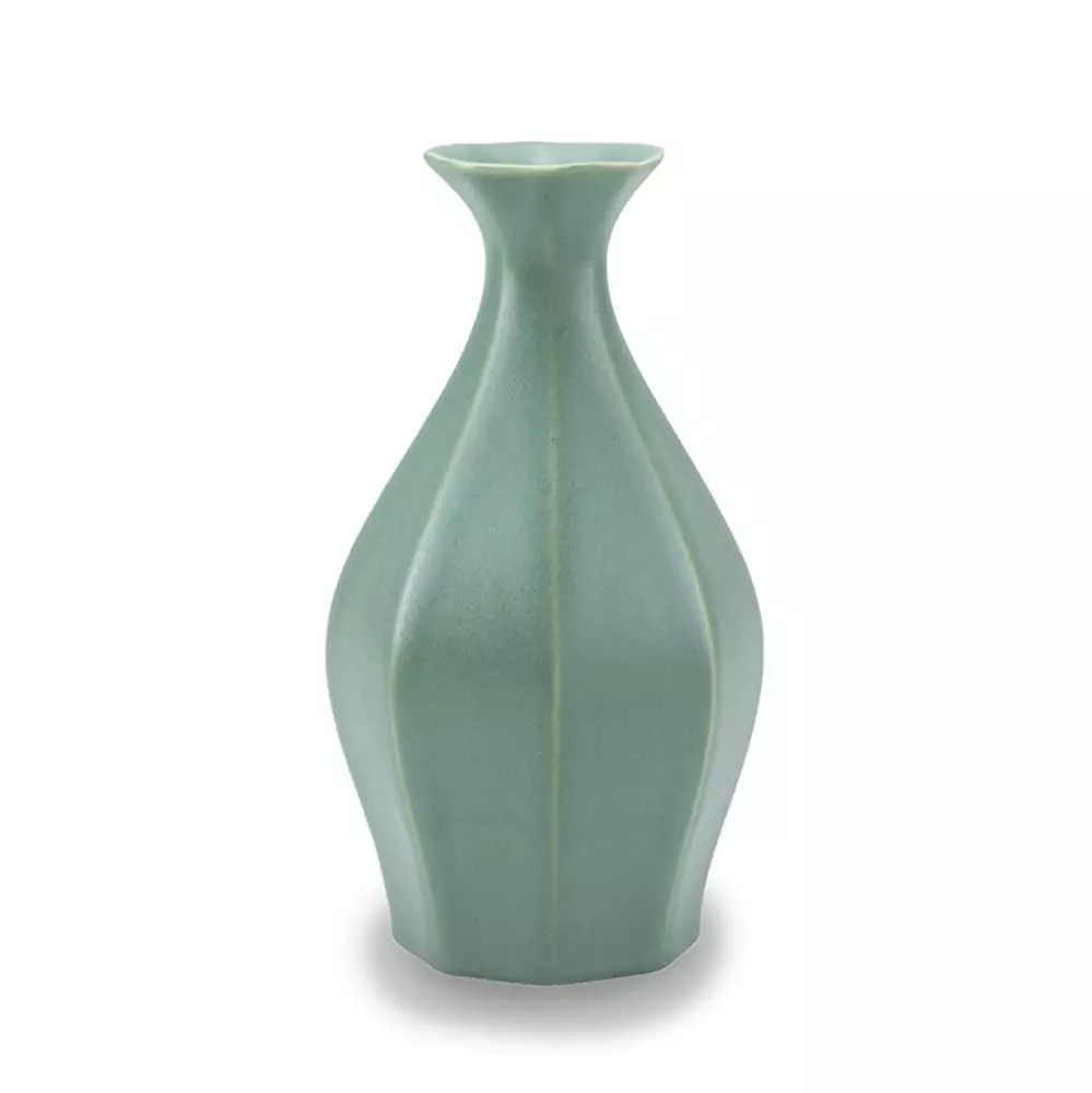The Bright Angle Table Vase - Rosemary Green Home Goods 1 The Bright Angle Table Vase - Rosemary Green Home Goods