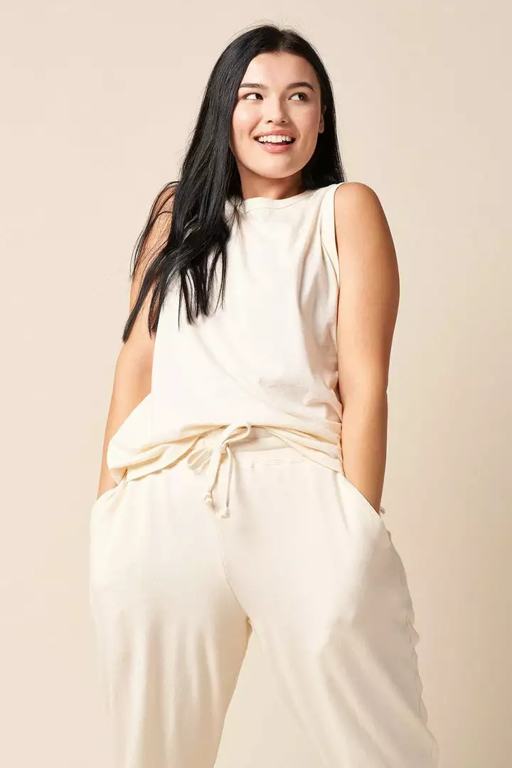 The Standard Stitch Classic Jogger - Bone 3 The Standard Stitch Classic Jogger - Bone