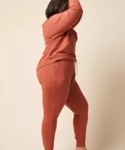 The Standard Stitch Classic Jogger - Clay