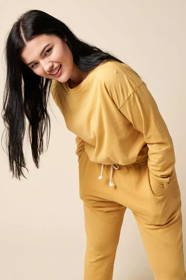 The Standard Stitch Classic Jogger - Golden Clothing 3 The Standard Stitch Classic Jogger - Golden Clothing