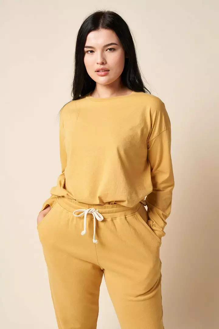 The Standard Stitch Classic Jogger - Golden Clothing 2 The Standard Stitch Classic Jogger - Golden Clothing