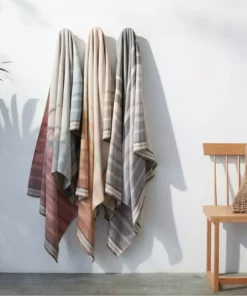 Coyuchi Tomales Beach Towel - Shadow / Indigo