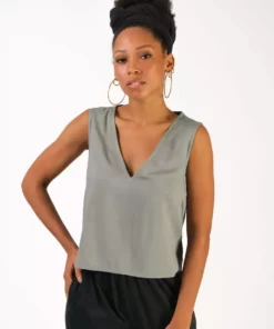 Tonlé Clothing Nuon Upcycled Top 17 Tonlé Clothing Nuon Upcycled Top