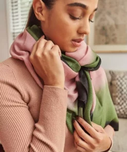 Studio Variously Umbra Kiwi Merino Scarf 12 Studio Variously Umbra Kiwi Merino Scarf