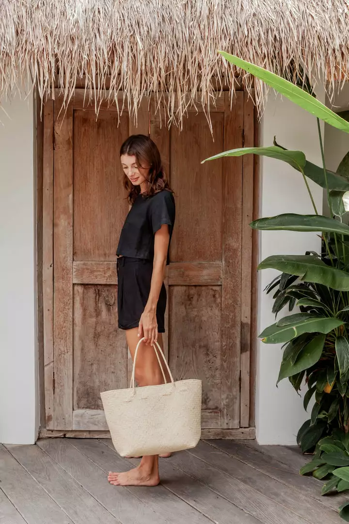 Village Thrive Avery Rattan Day Tote Bag 3 Village Thrive Avery Rattan Day Tote Bag