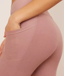 Wolven Activewear + Athleisure Recycled Crossover Pocket Legging - Salt 8 Wolven Activewear + Athleisure Recycled Crossover Pocket Legging - Salt