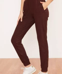 Wolven Activewear + Athleisure Recycled Joggers - Chai