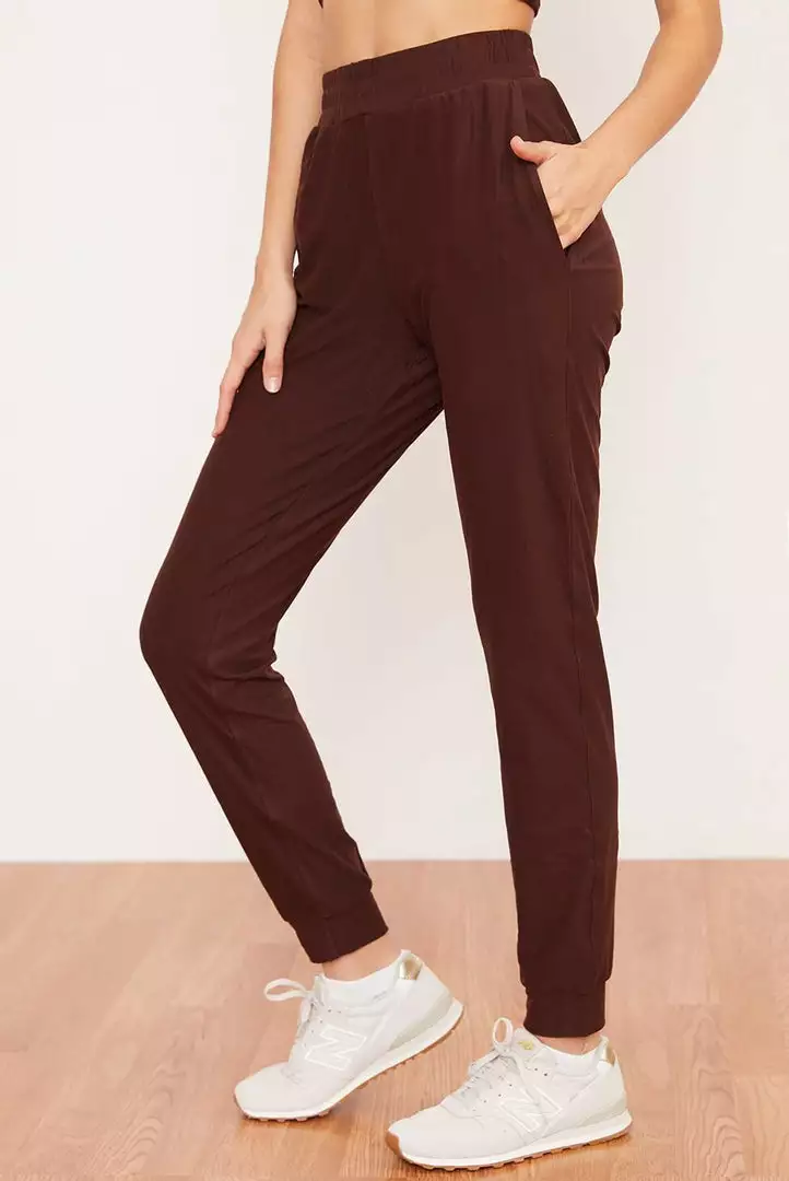 Wolven Activewear + Athleisure Recycled Joggers - Chai 1 Wolven Activewear + Athleisure Recycled Joggers - Chai