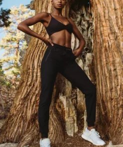 Wolven Activewear + Athleisure Recycled Jogger - Onyx