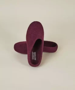Kyrgies Women's Classic Sole Low Back Wool Slippers - Plum
