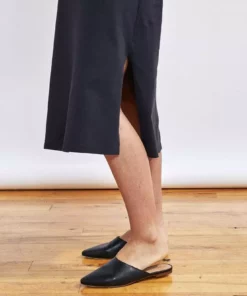 Coyuchi Pajamas + Loungewear Solstice Nightgown - Deep Graphite 5 Coyuchi Pajamas + Loungewear Solstice Nightgown - Deep Graphite