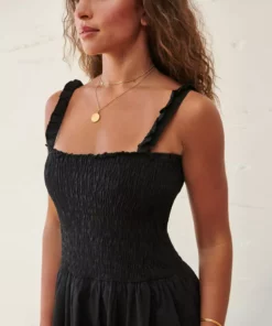 WVN Sita Dress Clothing