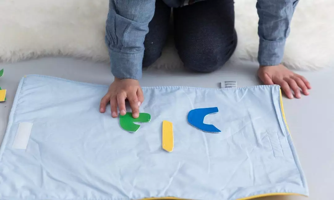 Zeki Learning Arabic Spelling Mat - Blue Baby Gifts 4 Zeki Learning Arabic Spelling Mat - Blue Baby Gifts