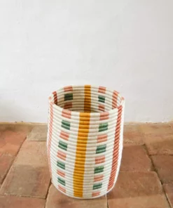 Zuahaza Handcrafted Boyaca Medium Floor Basket